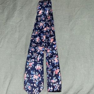 Express floral blue and pink tie